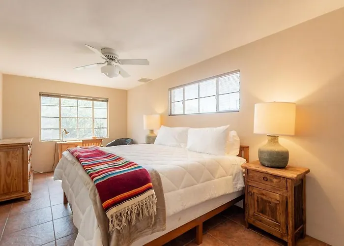 Convento Vista - Pool Oasis 3br 3ba Near Ua